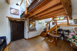 Entrance Hall- click for photo gallery